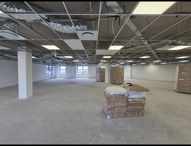 512M² OFFICE TO LET IN GLENADRIENNE EAST